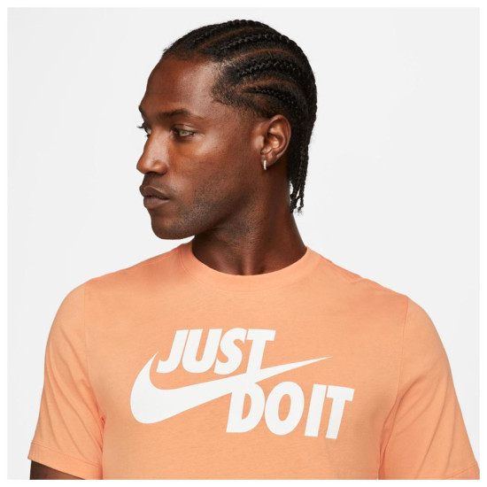 Nike Ανδρική κοντομάνικη μπλούζα Sportswear Just Do It Swoosh Nike Ανδρική κοντομάνικη μπλούζα Sportswear Just Do It Swoosh